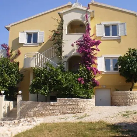 Maria Apartment *