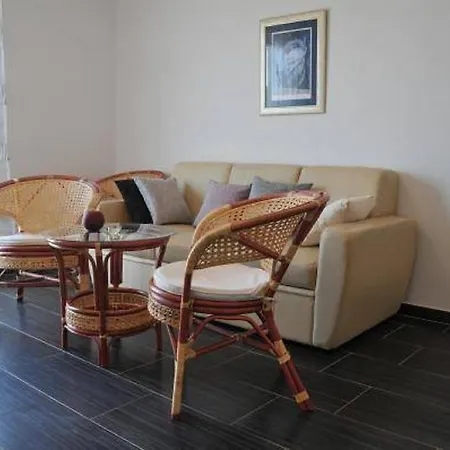Apartment Maria Necujam