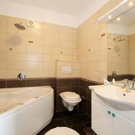 Apartment Maria Necujam