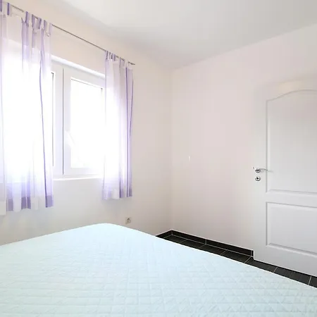 Apartment Maria *